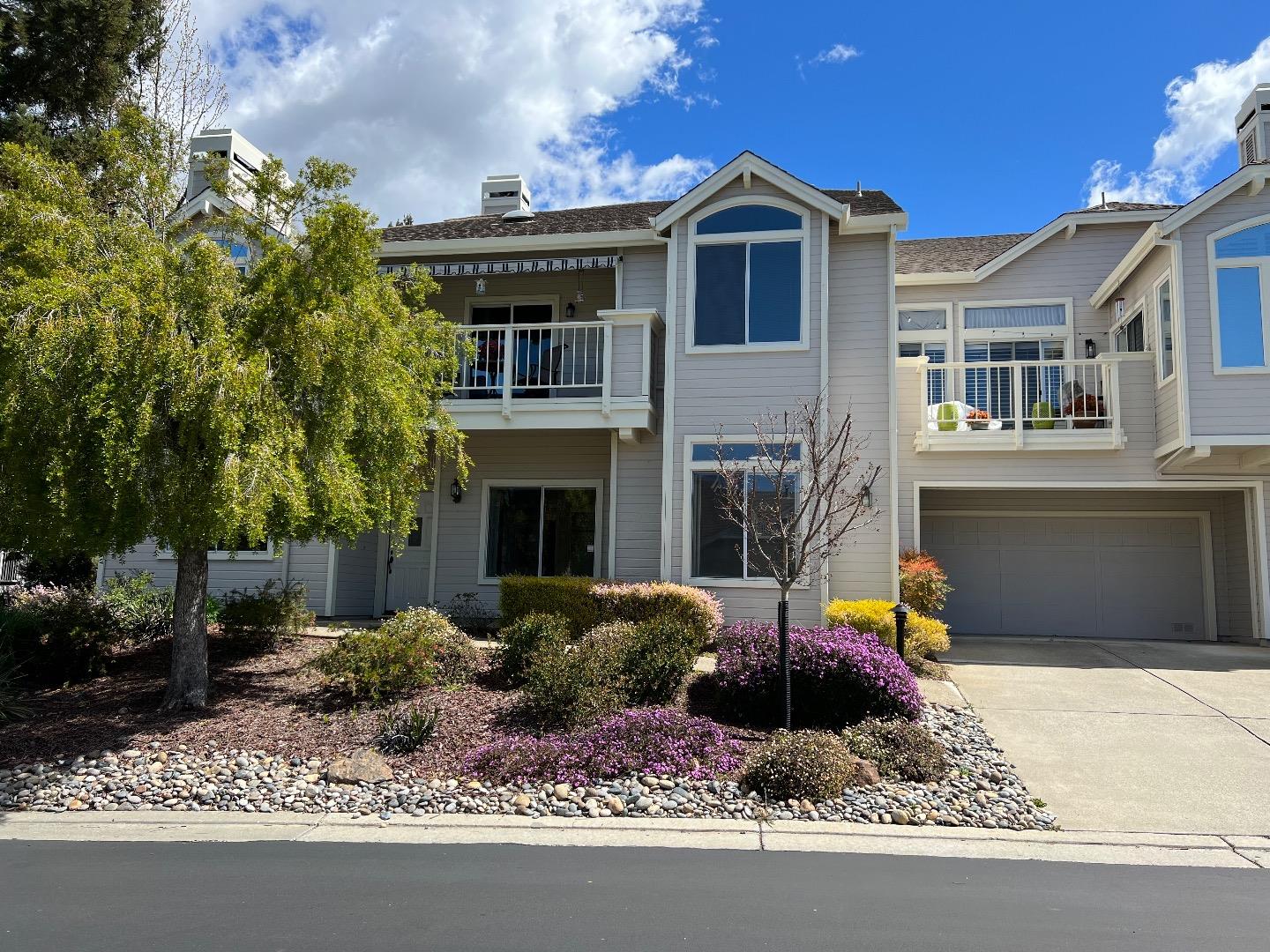 Neighborhood Neighborhood-19