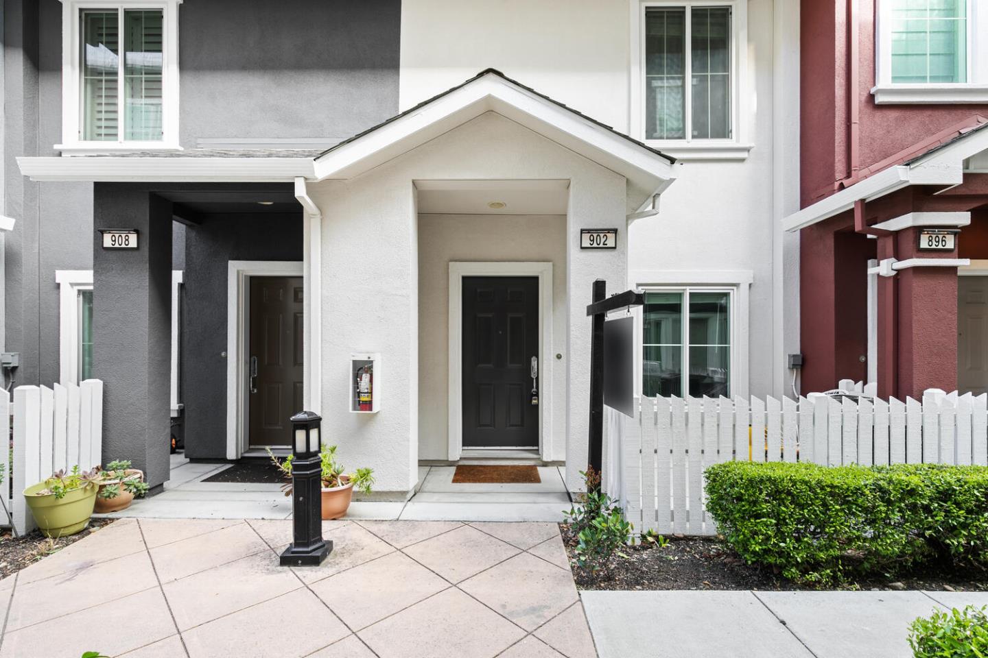 Neighborhood Neighborhood-46