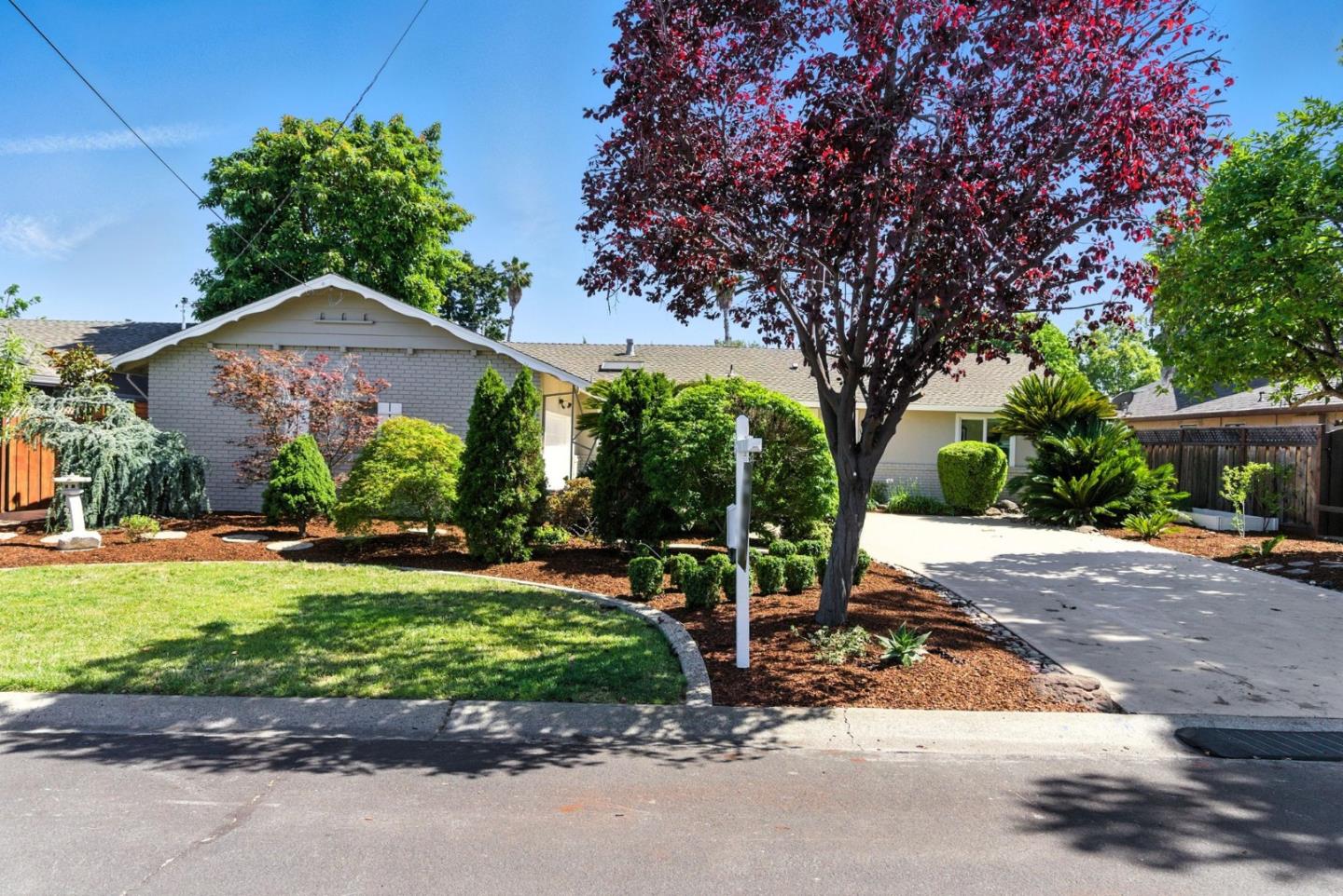 Neighborhood Neighborhood-9