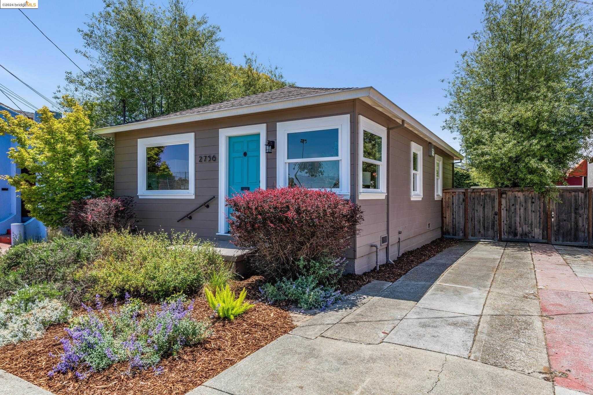 Neighborhood Neighborhood-16