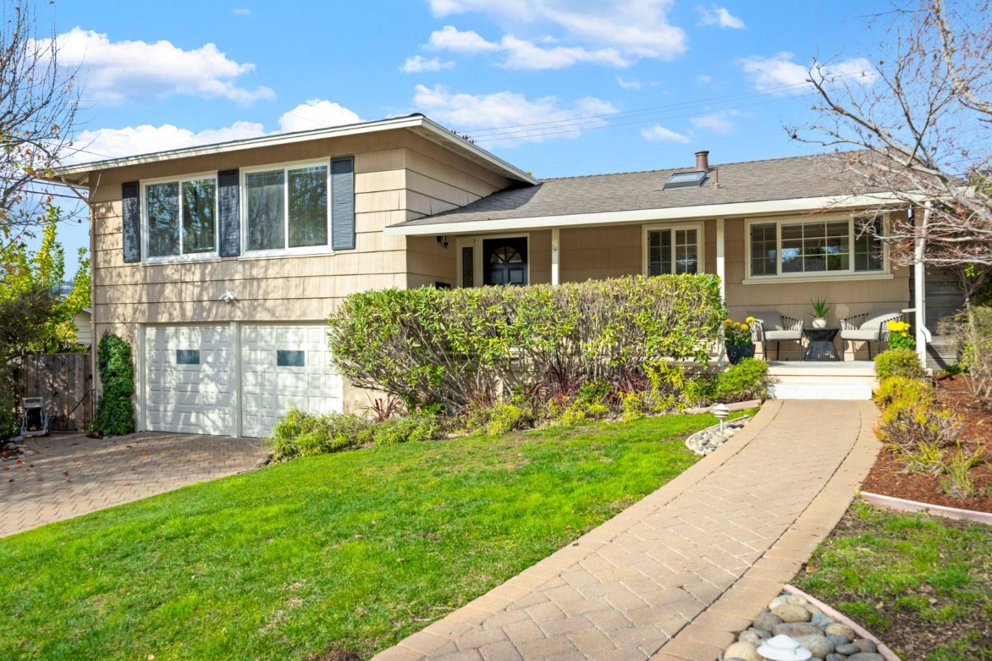 Neighborhood Neighborhood-36