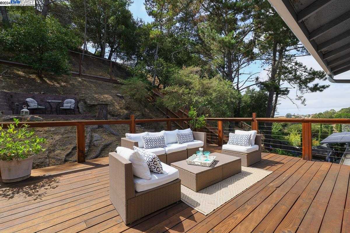 Neighborhood Neighborhood-67