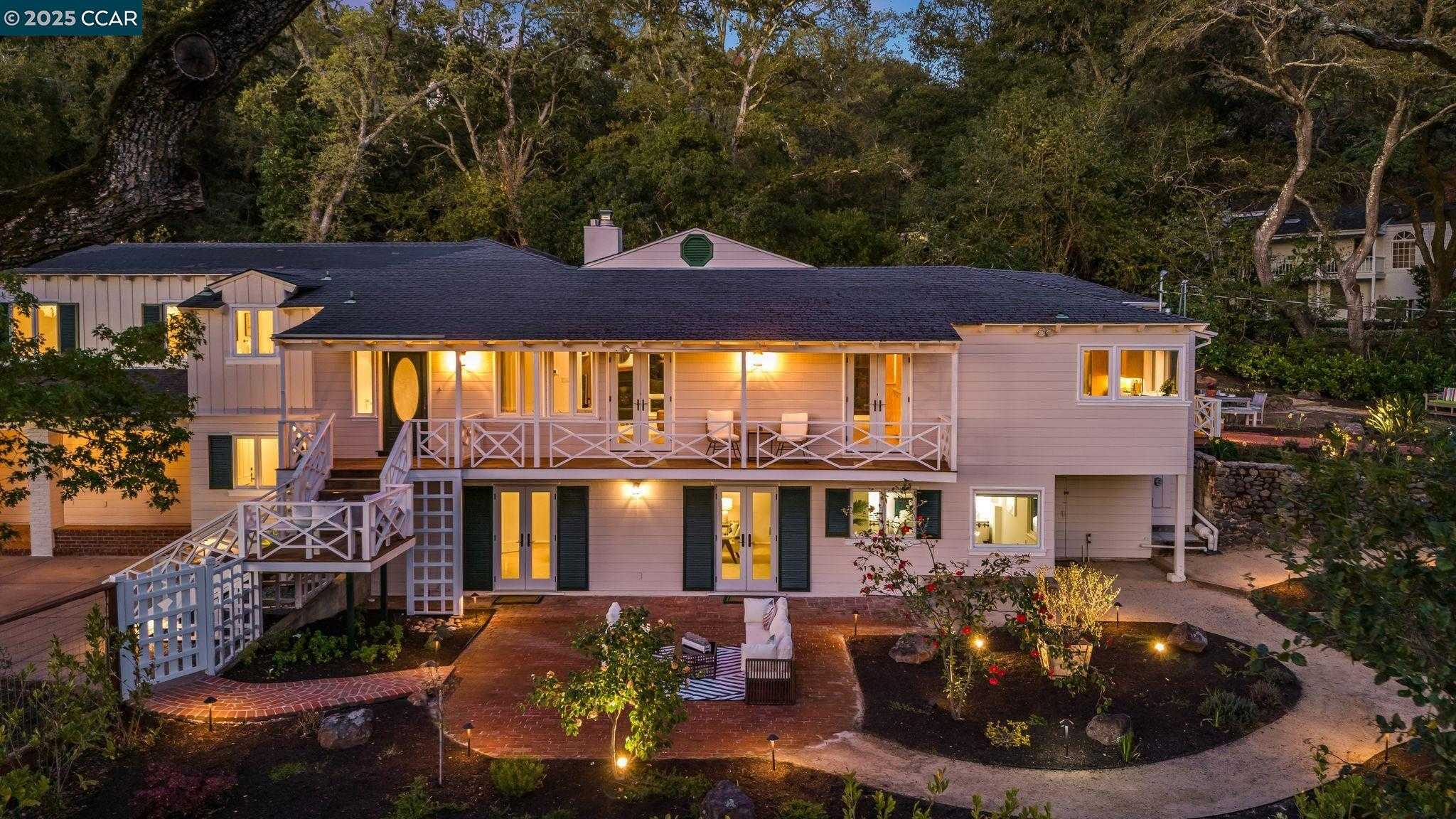 Neighborhood Neighborhood-18