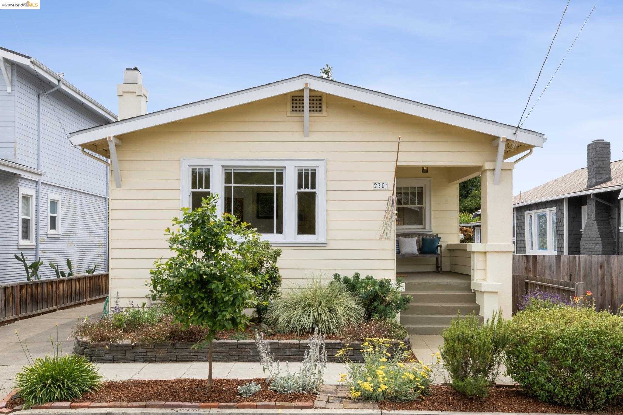 Neighborhood Neighborhood-29