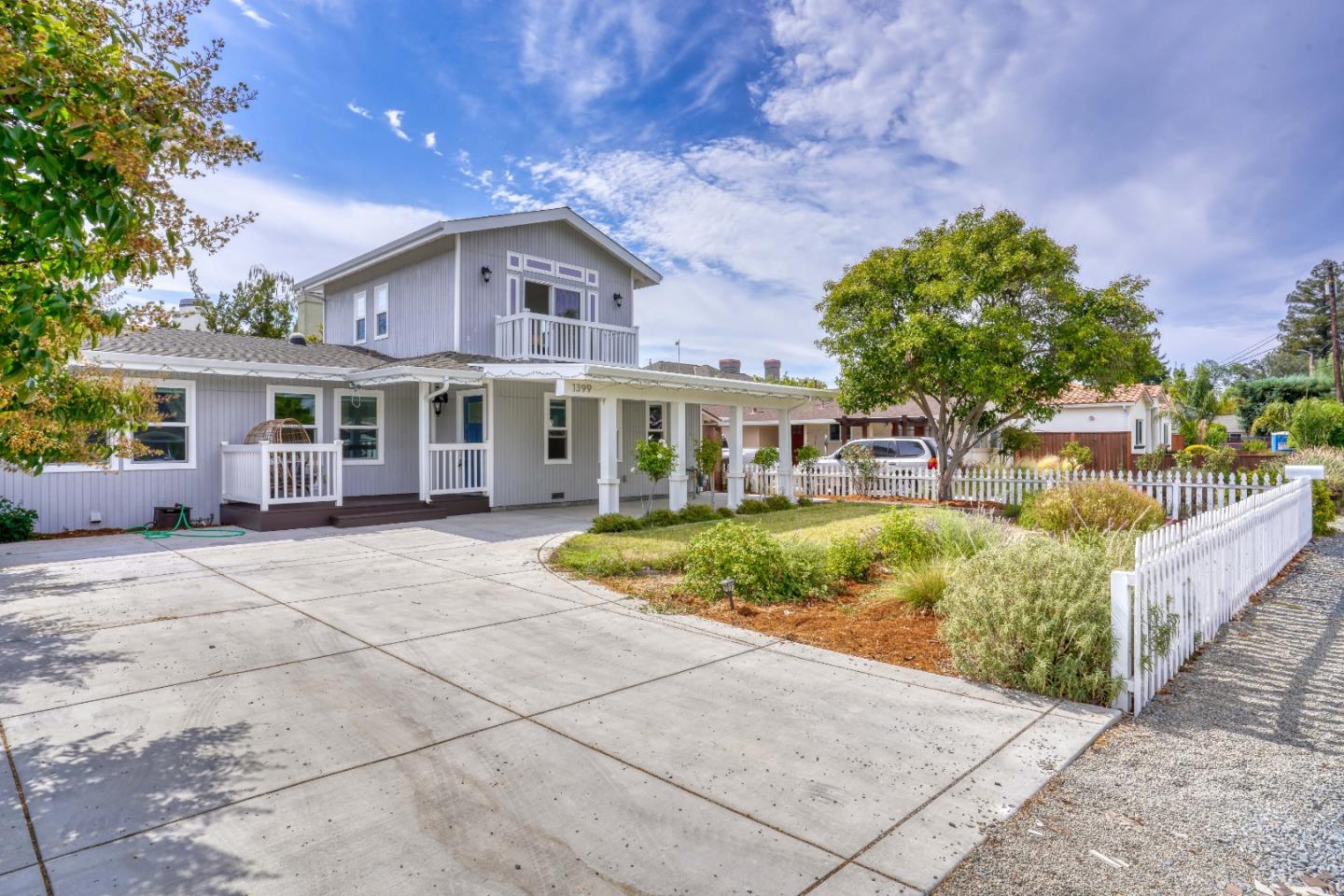 Neighborhood Neighborhood-21