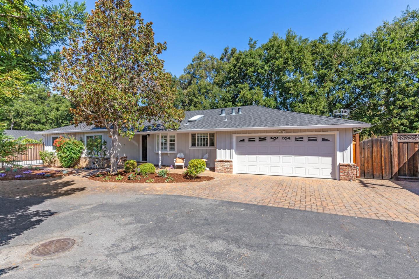 Neighborhood Neighborhood-4