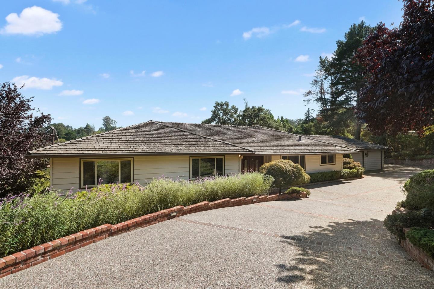 Neighborhood Neighborhood-28