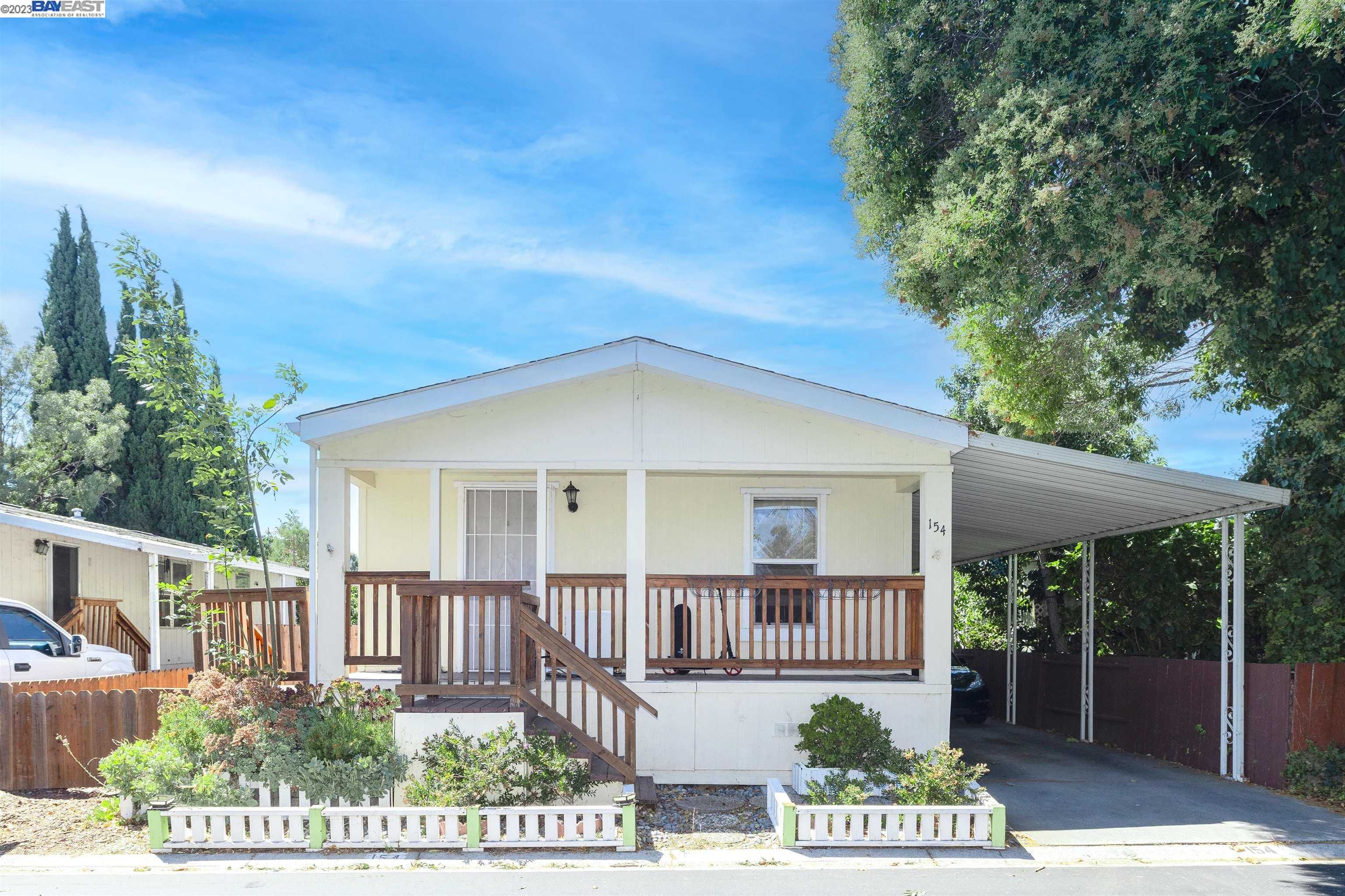 Neighborhood Neighborhood-22