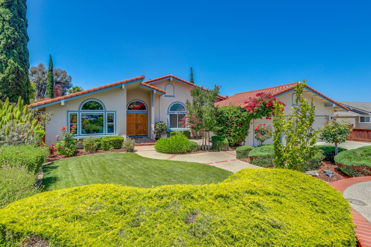 Neighborhood Neighborhood-10