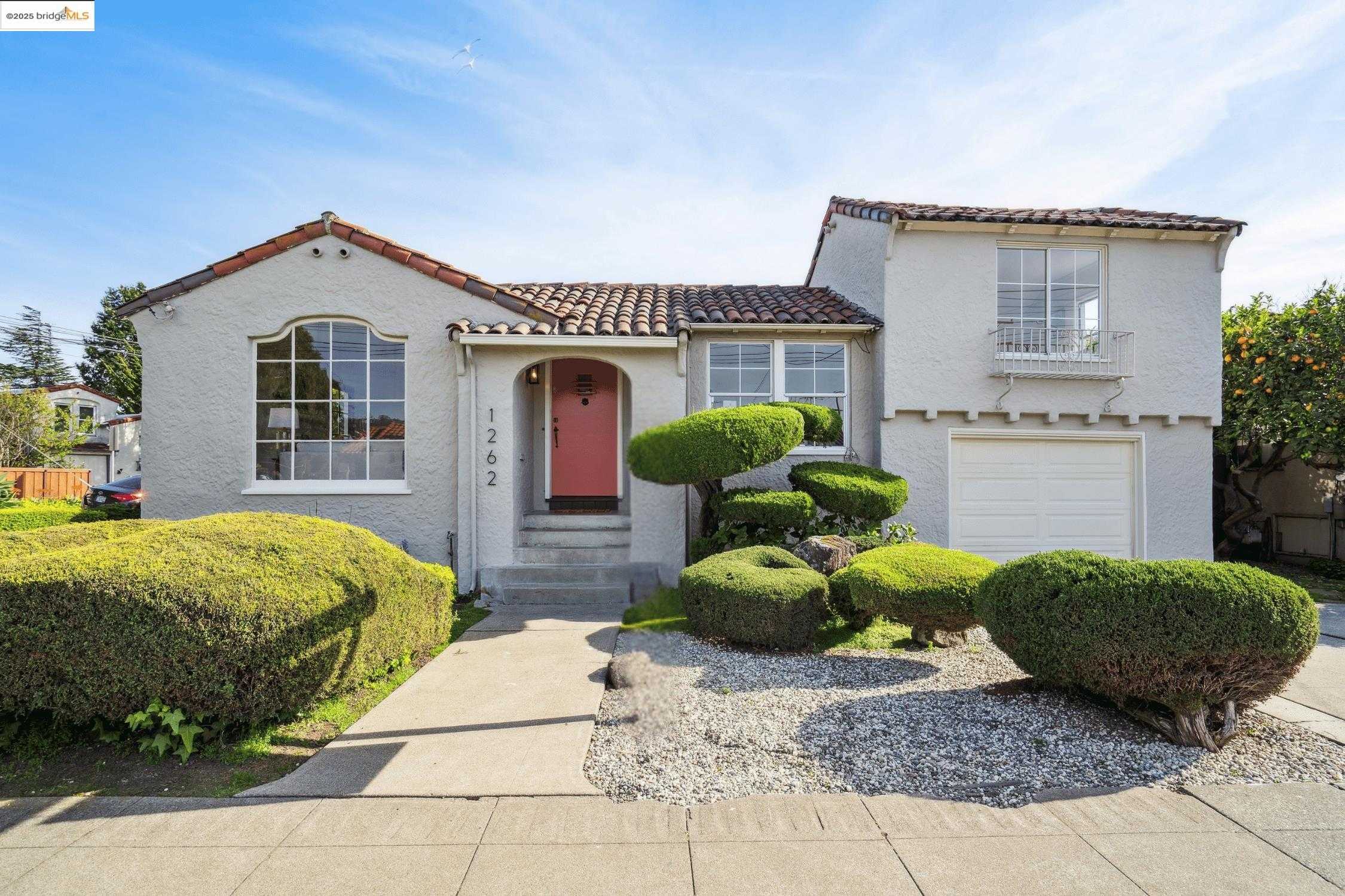 Neighborhood Neighborhood-3