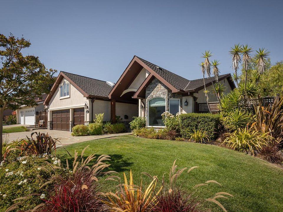 Neighborhood Neighborhood-22