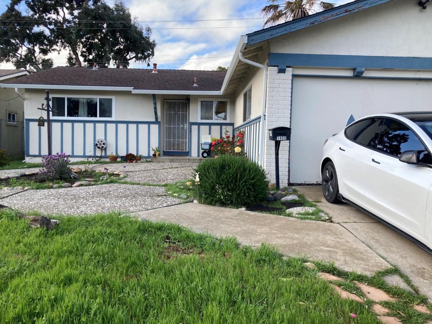 Neighborhood Neighborhood-84