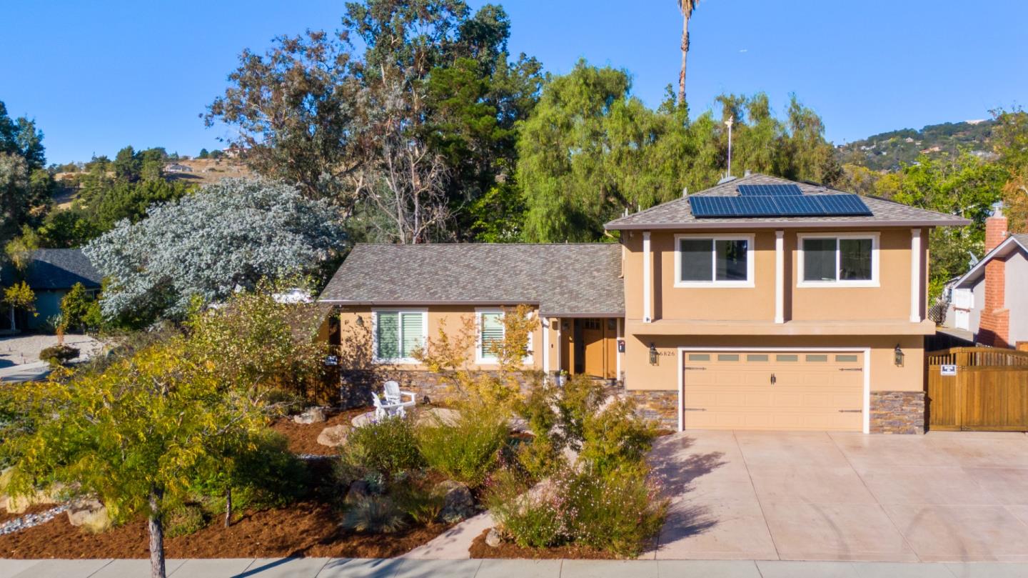 Neighborhood Neighborhood-82