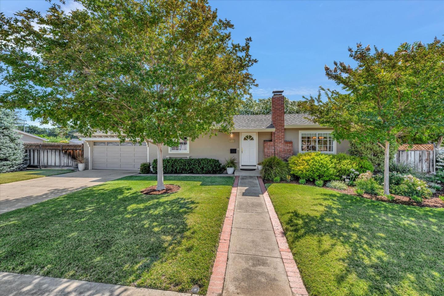 Neighborhood Neighborhood-104