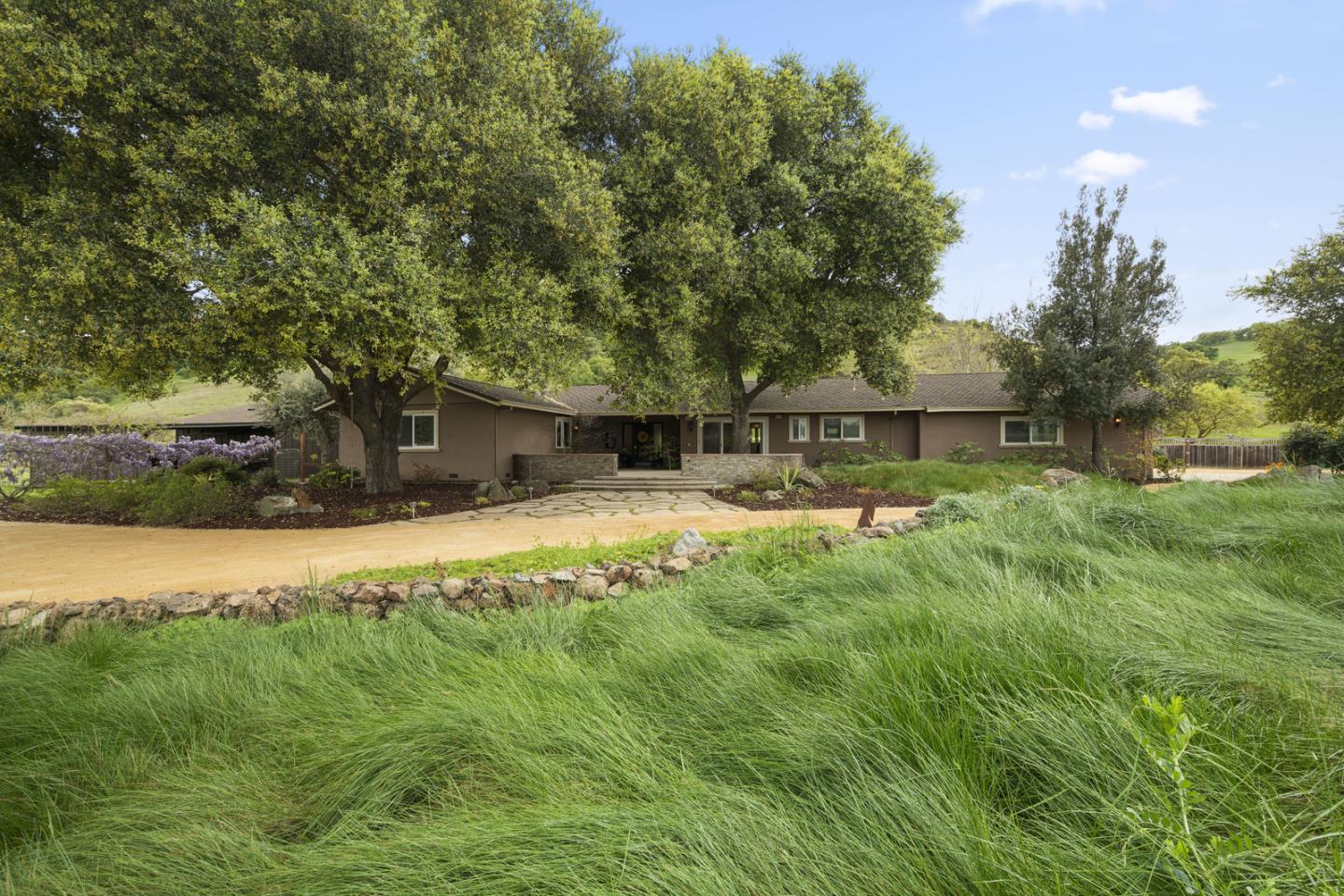 Neighborhood Neighborhood-5