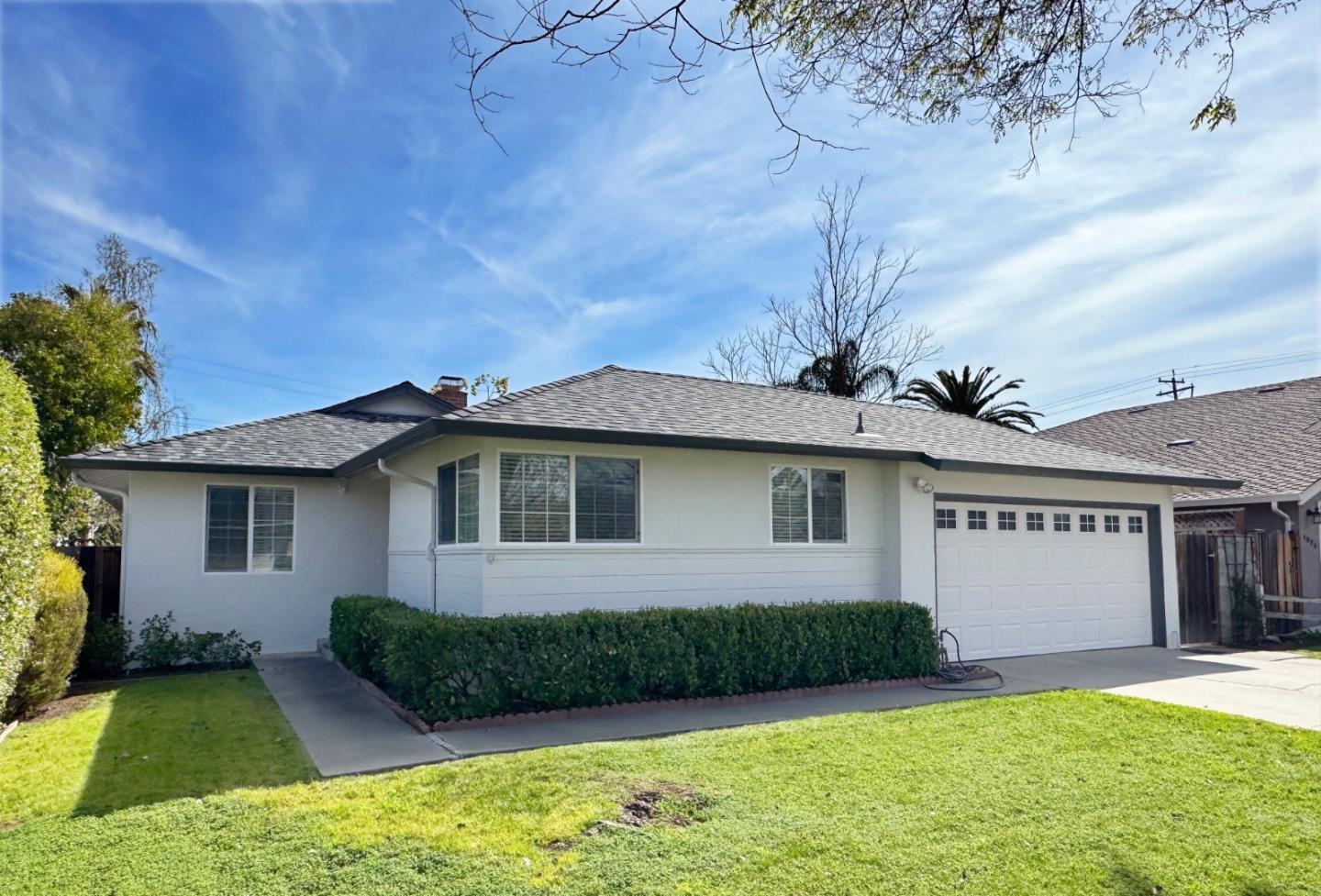 Neighborhood Neighborhood-28