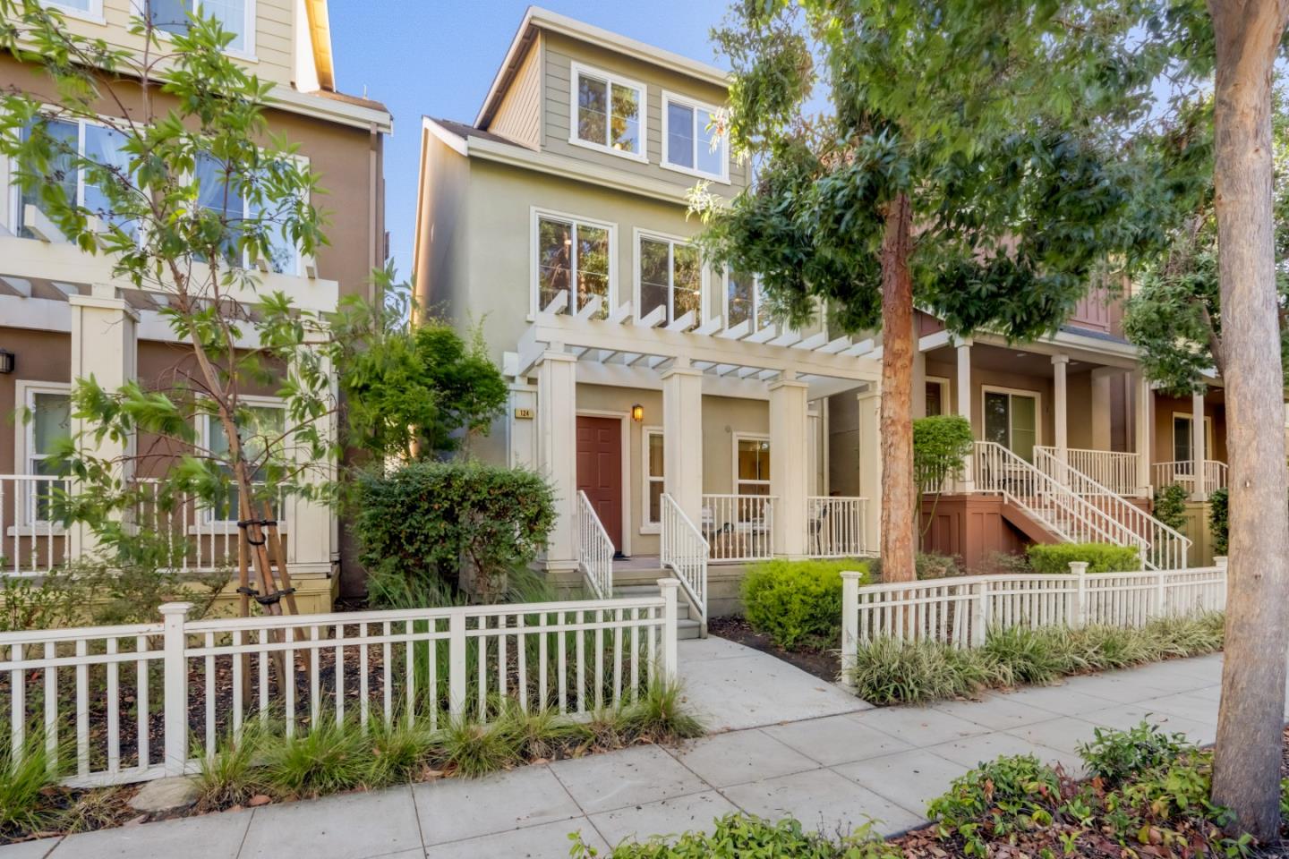 Neighborhood Neighborhood-31