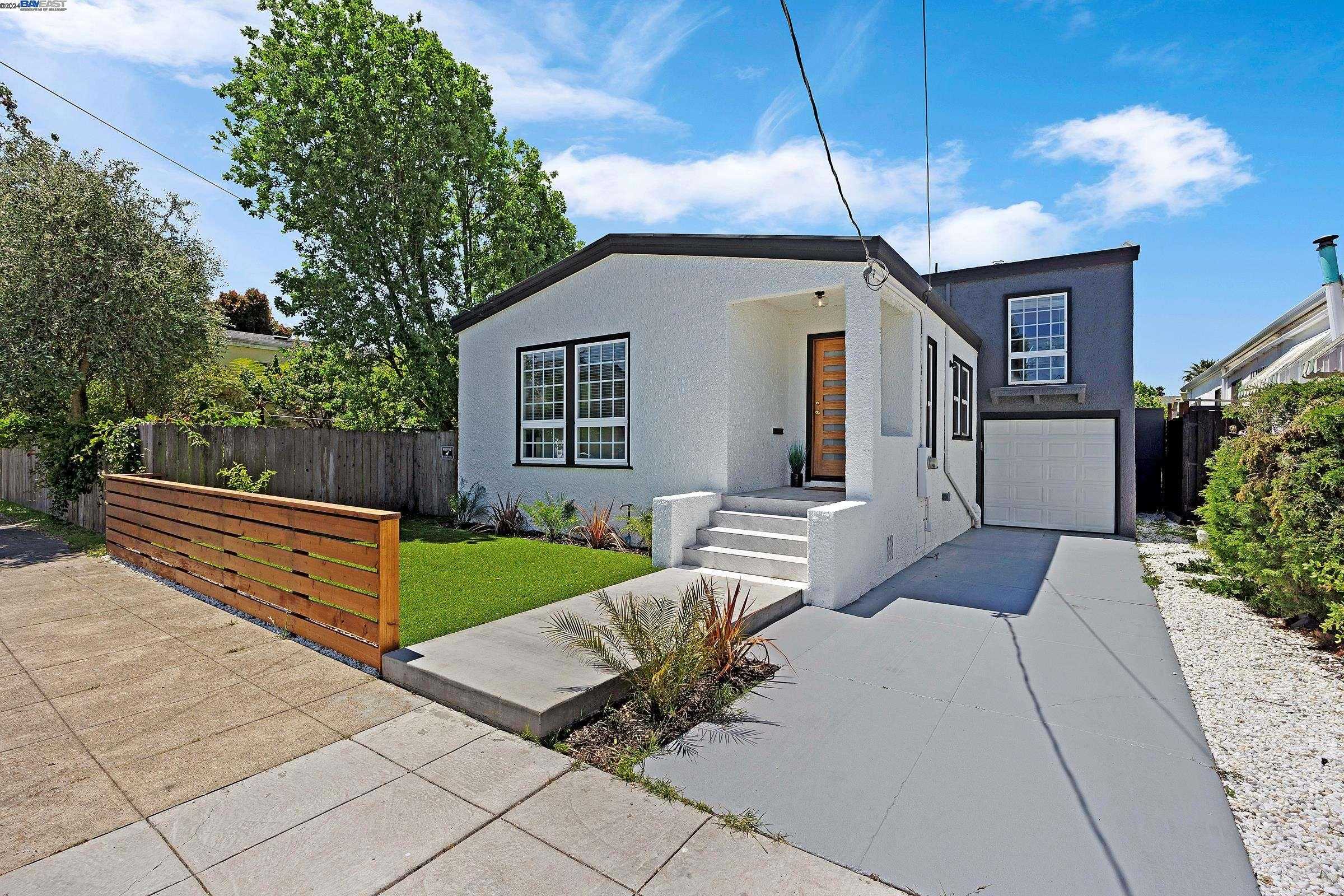 Neighborhood Neighborhood-4