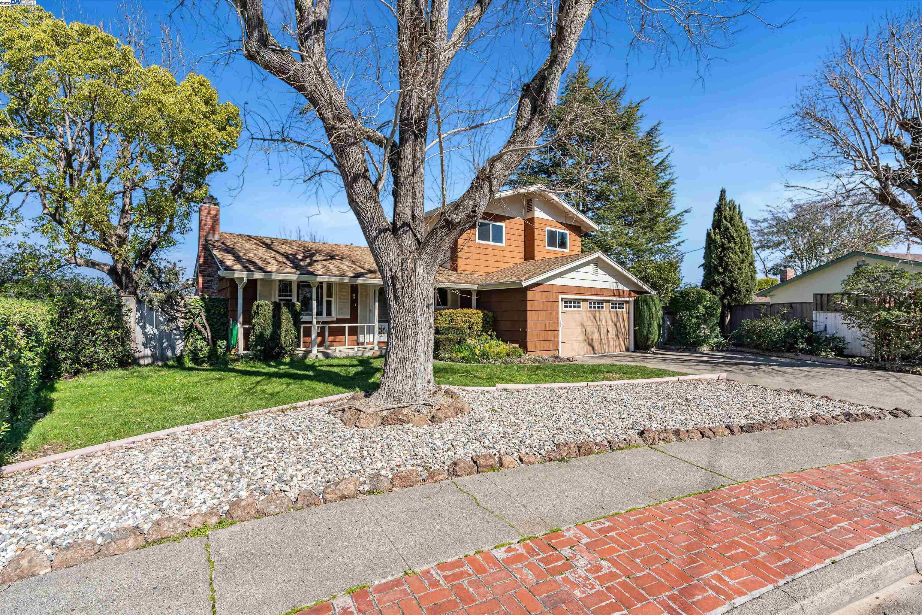 Neighborhood Neighborhood-10