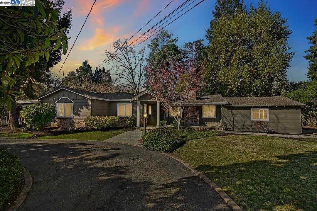 Neighborhood Neighborhood-25