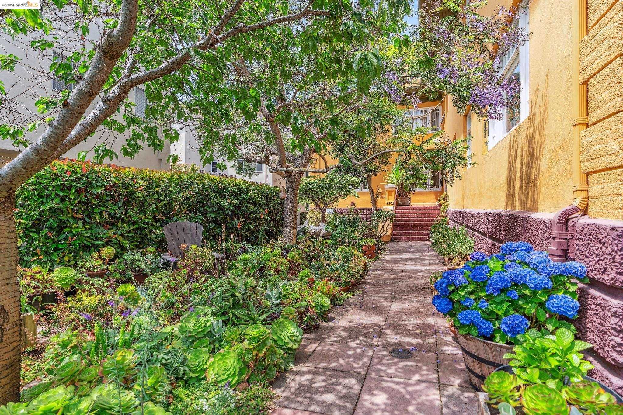 Neighborhood Neighborhood-3