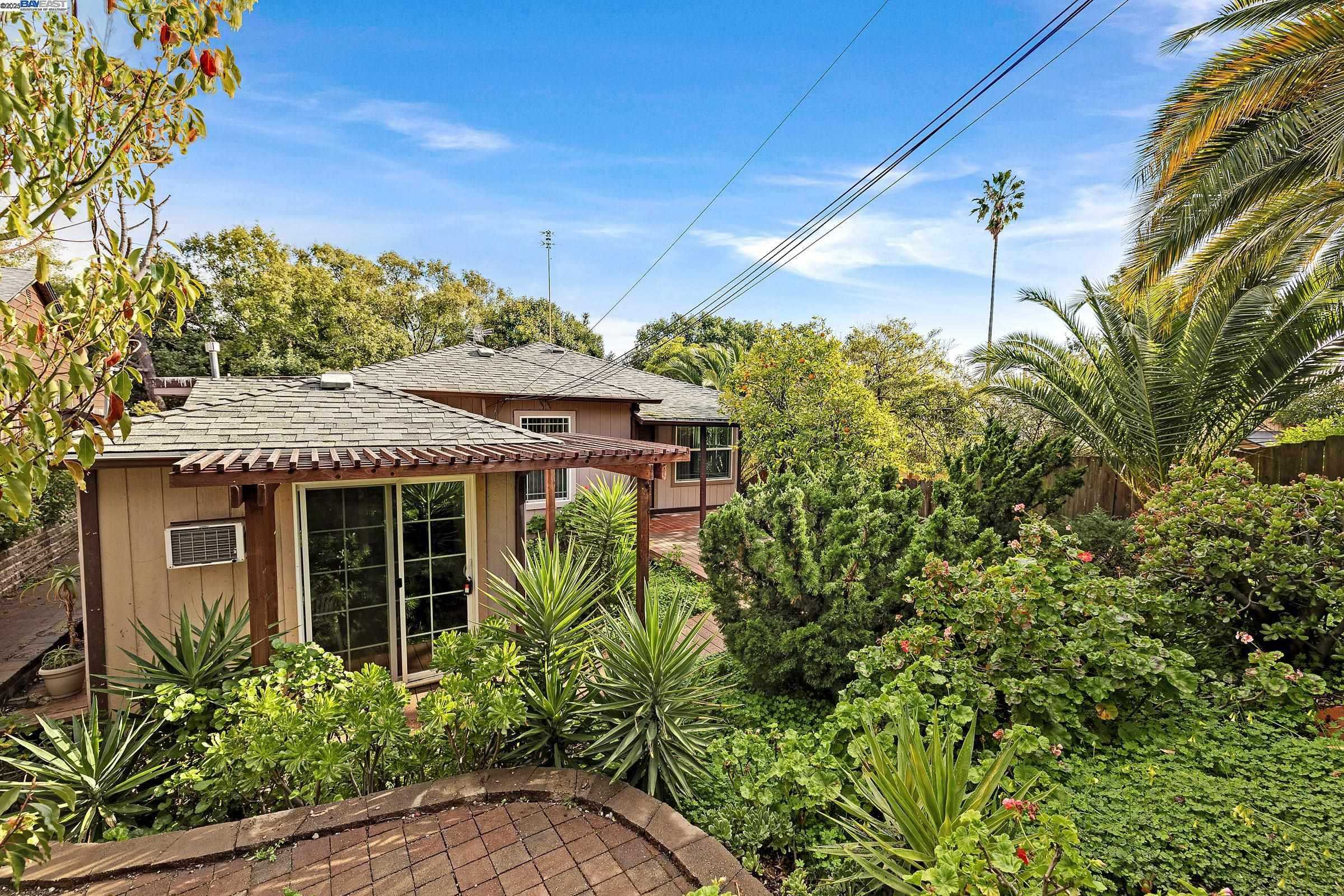 Neighborhood Neighborhood-53