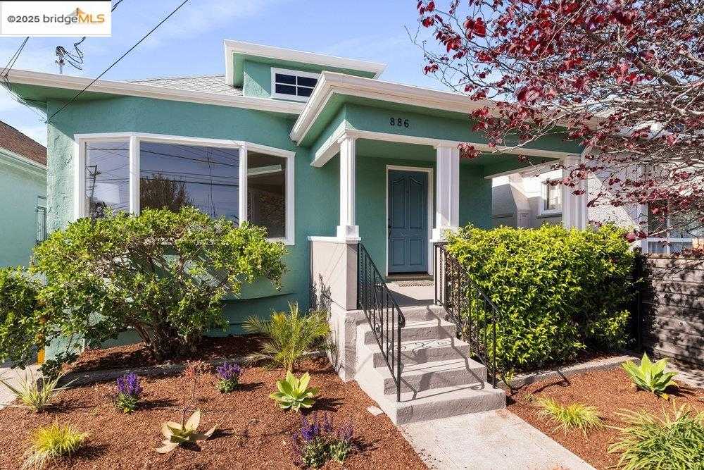 Neighborhood Neighborhood-20