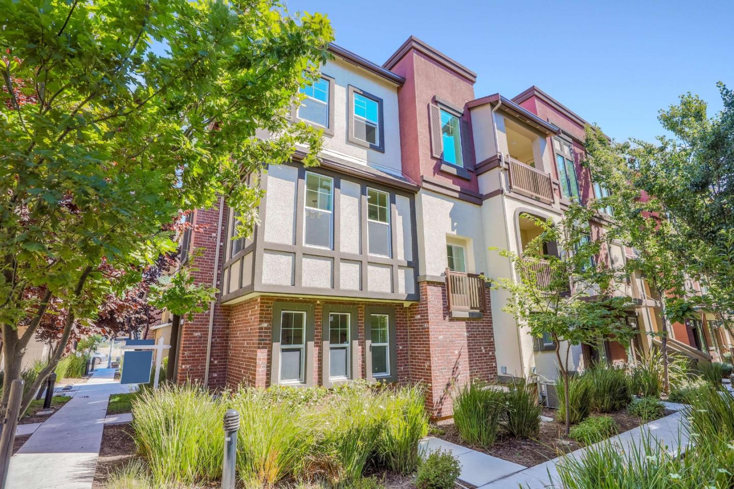 Neighborhood Neighborhood-57