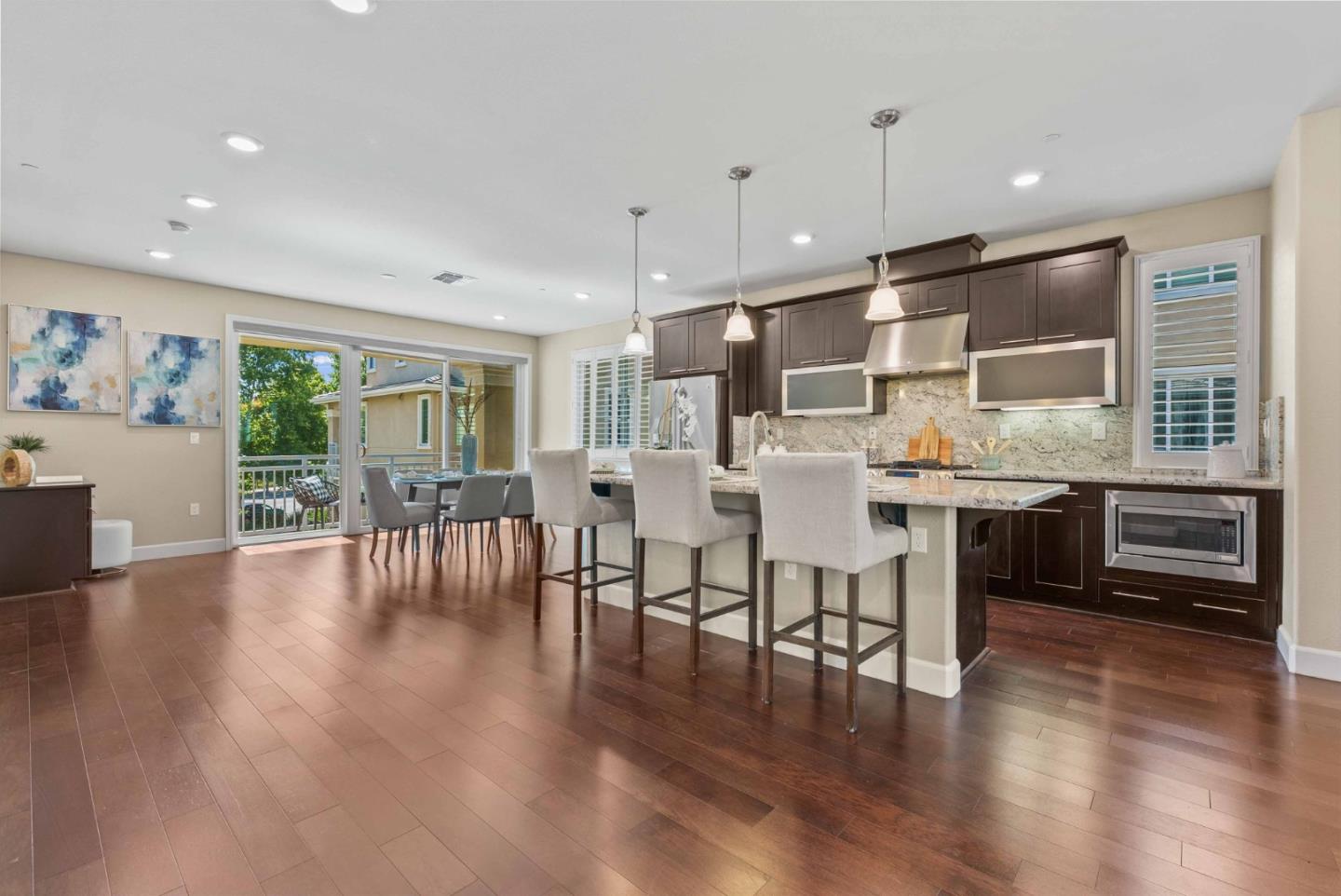 Neighborhood Neighborhood-76