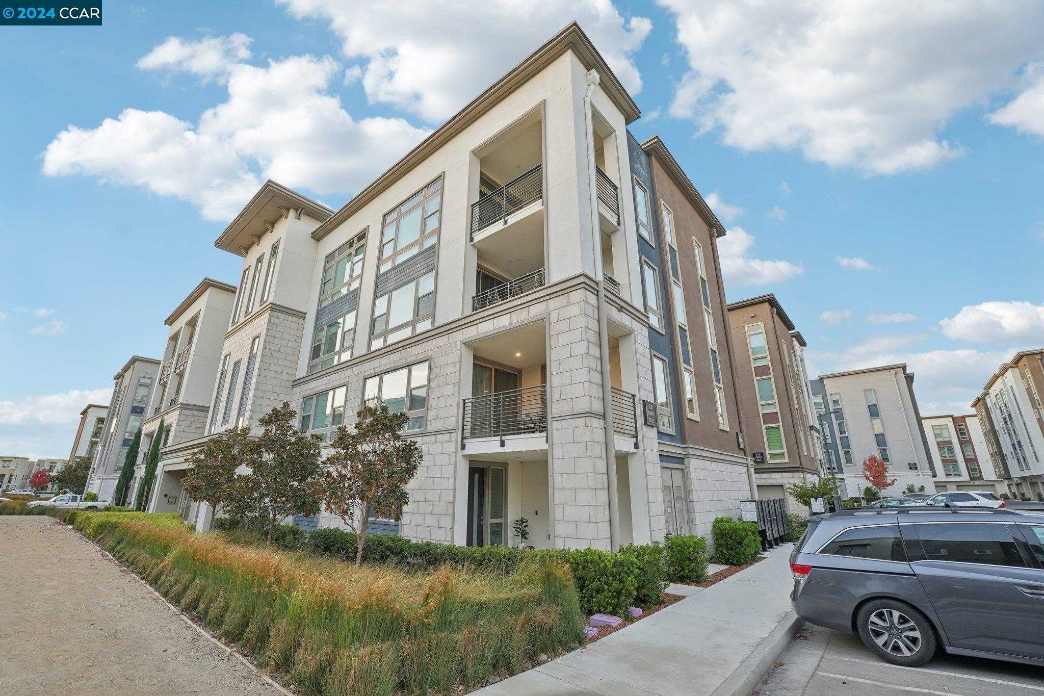 Neighborhood Neighborhood-16