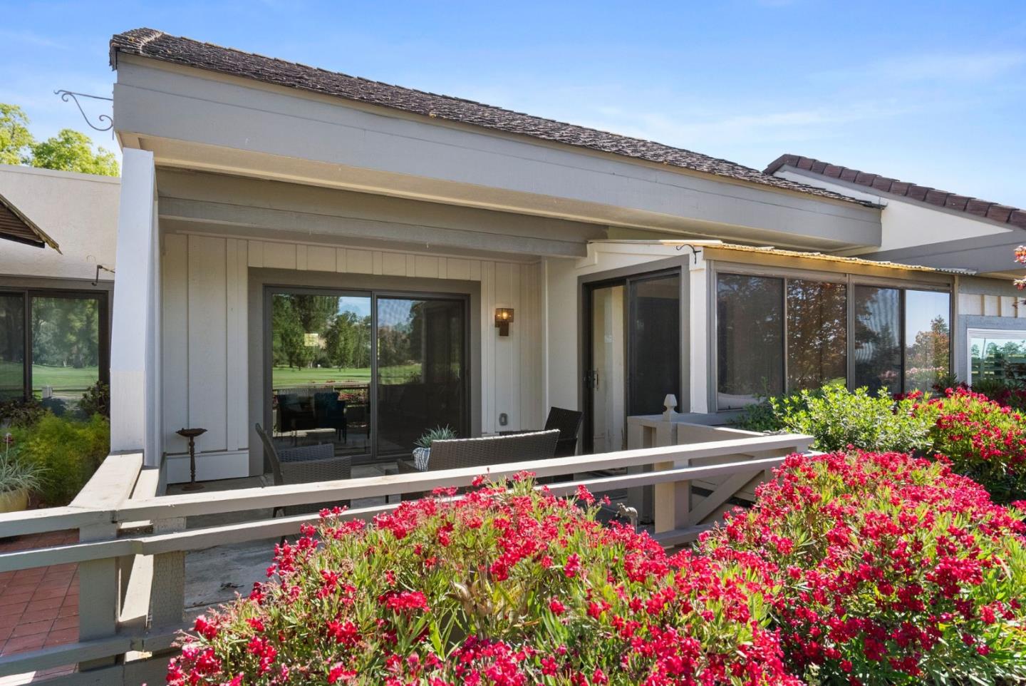 Neighborhood Neighborhood-98