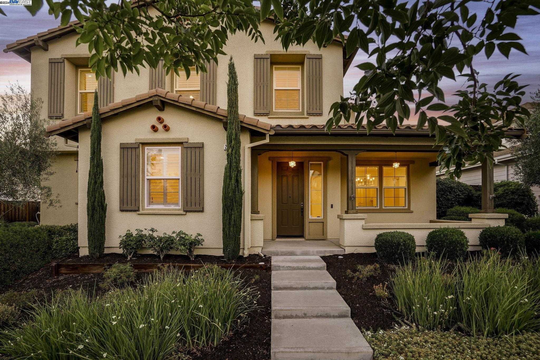 Neighborhood Neighborhood-3