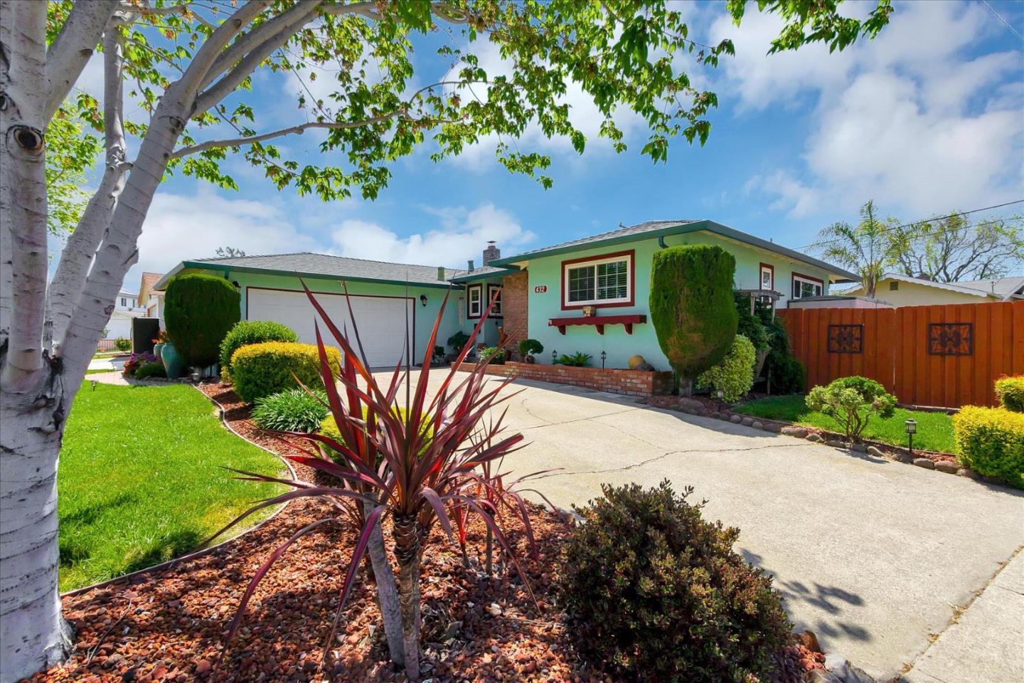 Neighborhood Neighborhood-72