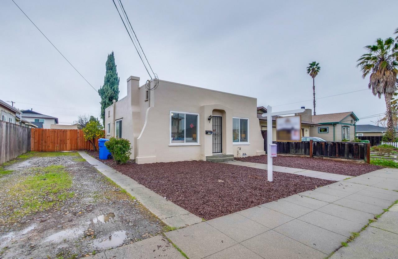 Neighborhood Neighborhood-37