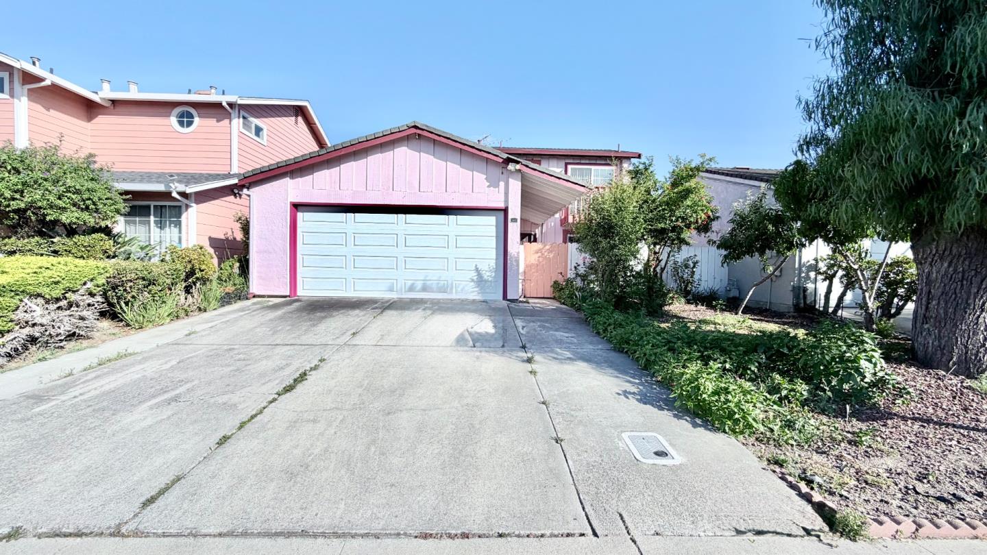 Neighborhood-28