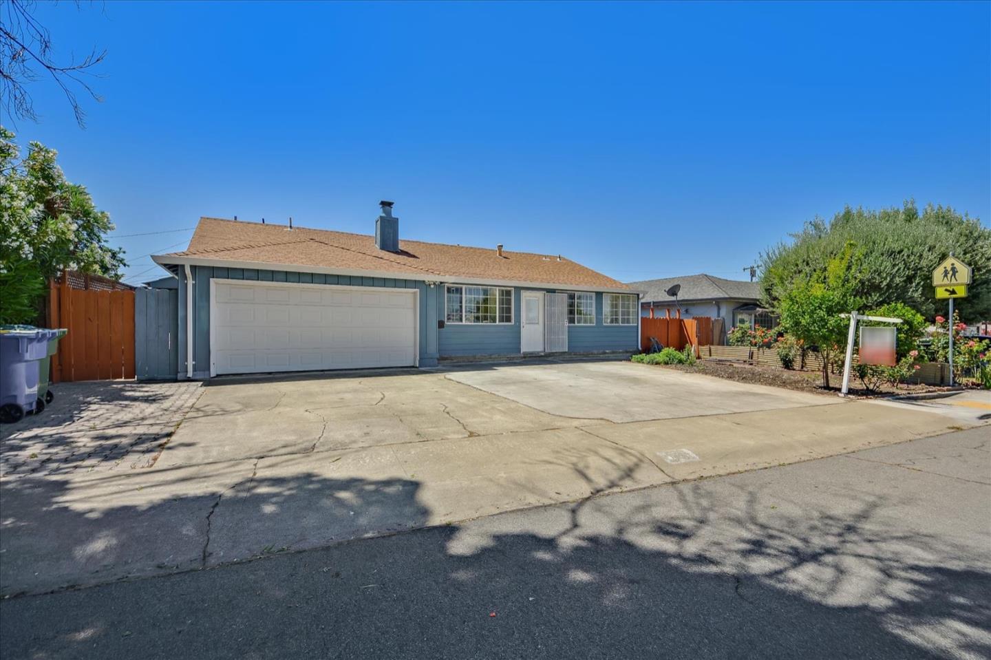 Neighborhood Neighborhood-7