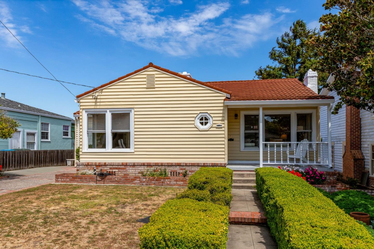 Neighborhood Neighborhood-22