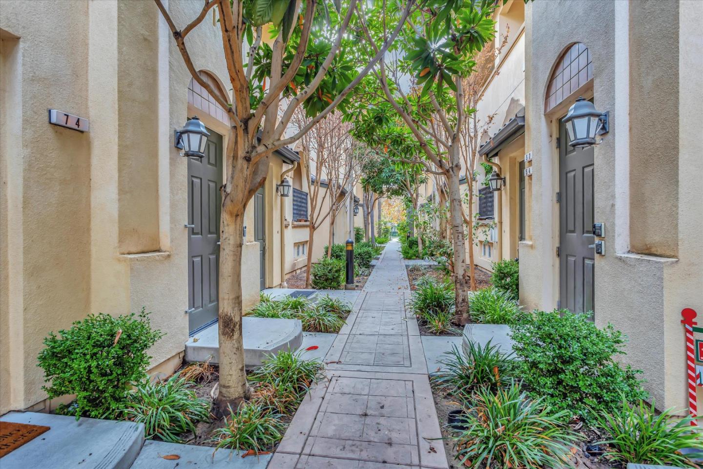 Neighborhood Neighborhood-28