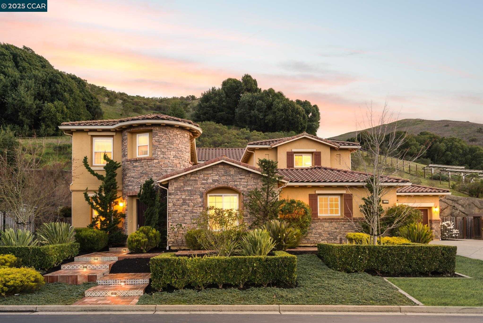 Neighborhood Neighborhood-7