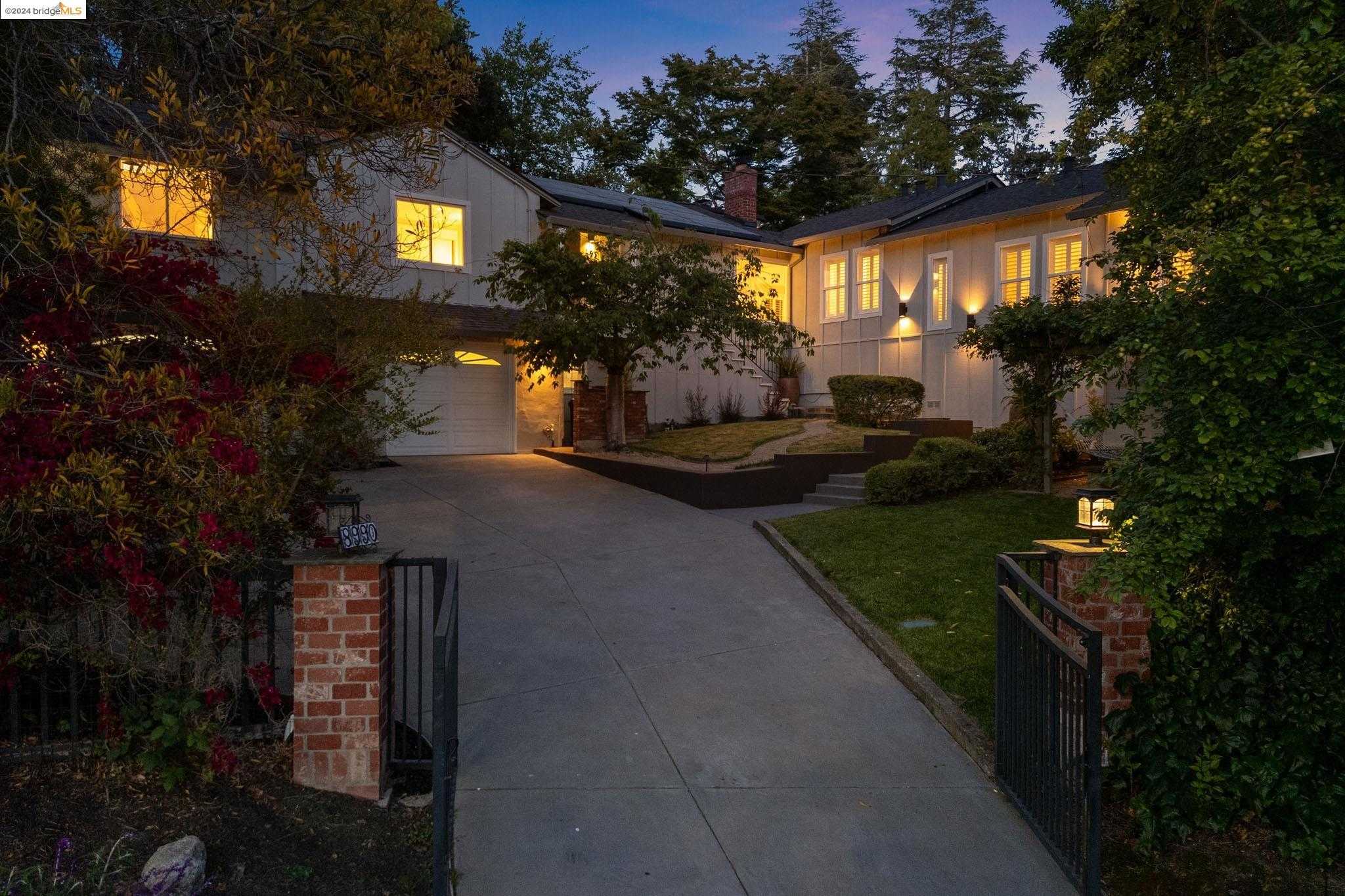 Neighborhood Neighborhood-33