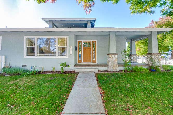 Neighborhood Neighborhood-126