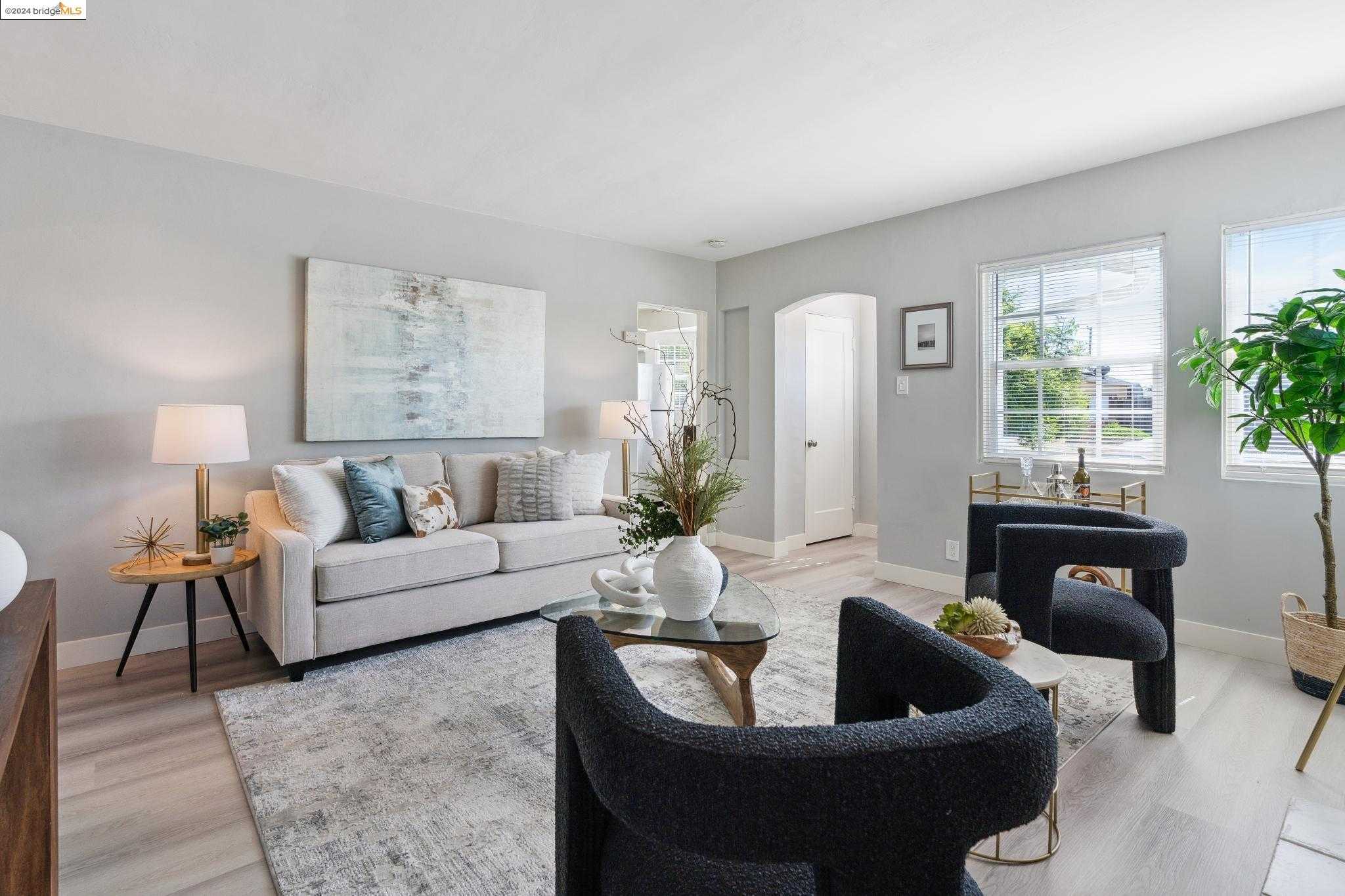 Neighborhood Neighborhood-3