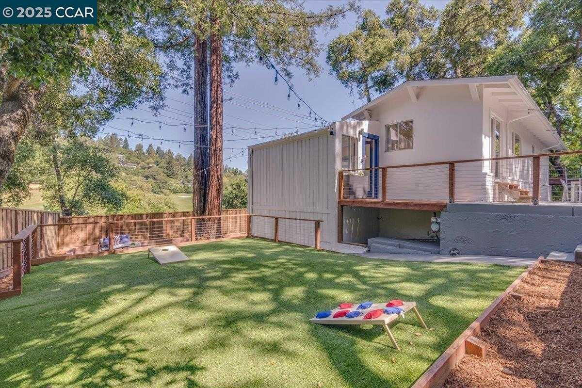 Neighborhood Neighborhood-6