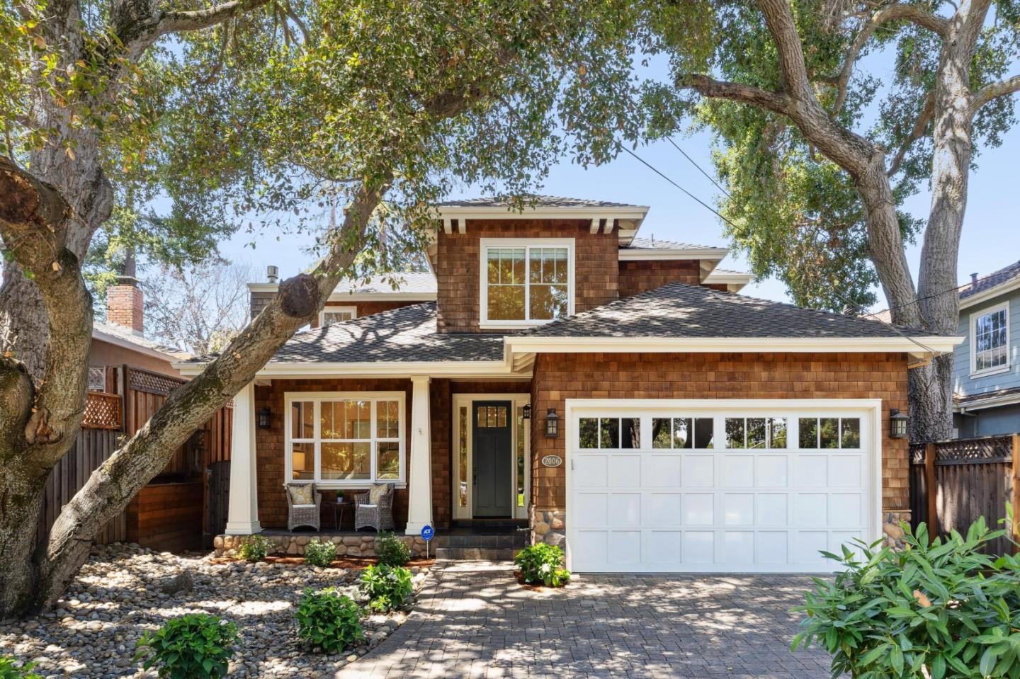 Neighborhood Neighborhood-12