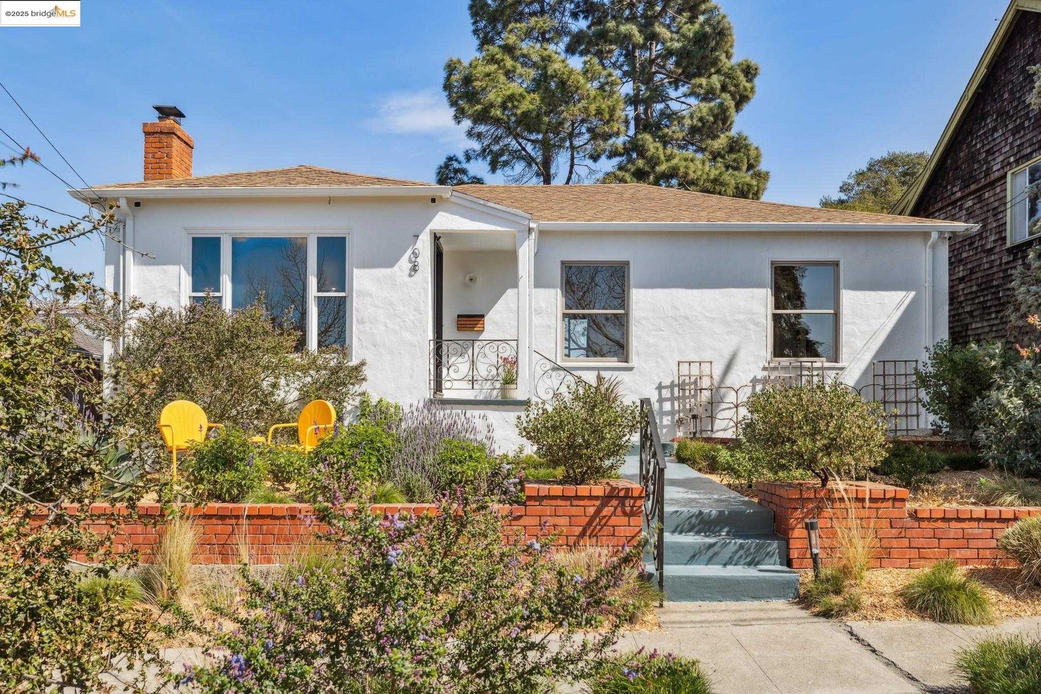 Neighborhood Neighborhood-11