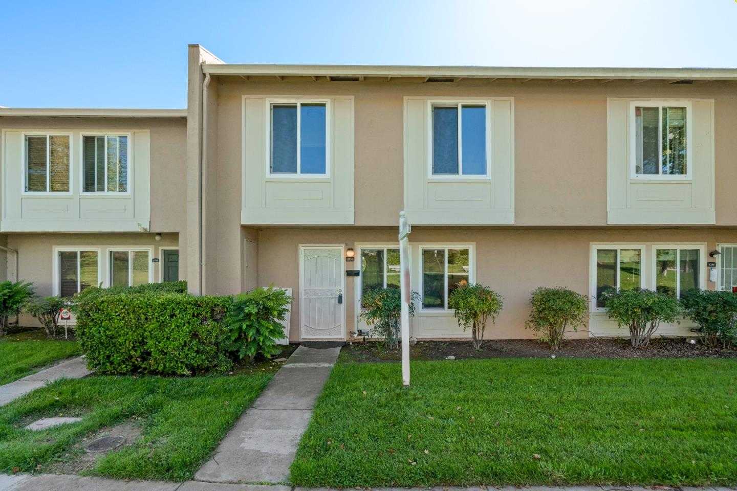 Neighborhood Neighborhood-8