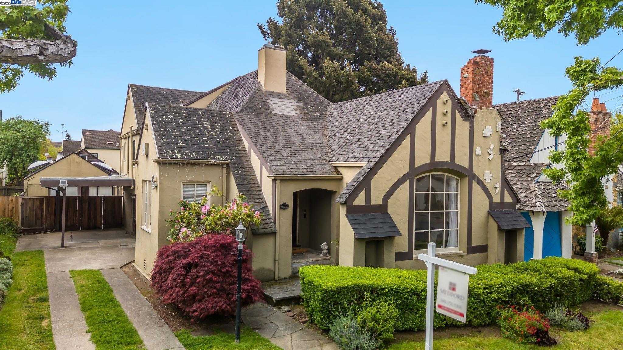 Neighborhood Neighborhood-5