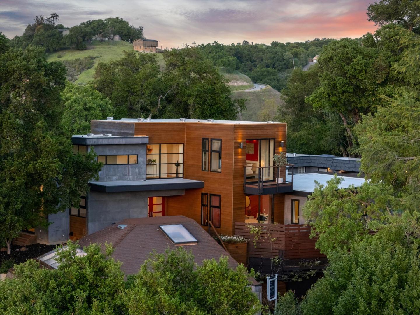 Neighborhood Neighborhood-3