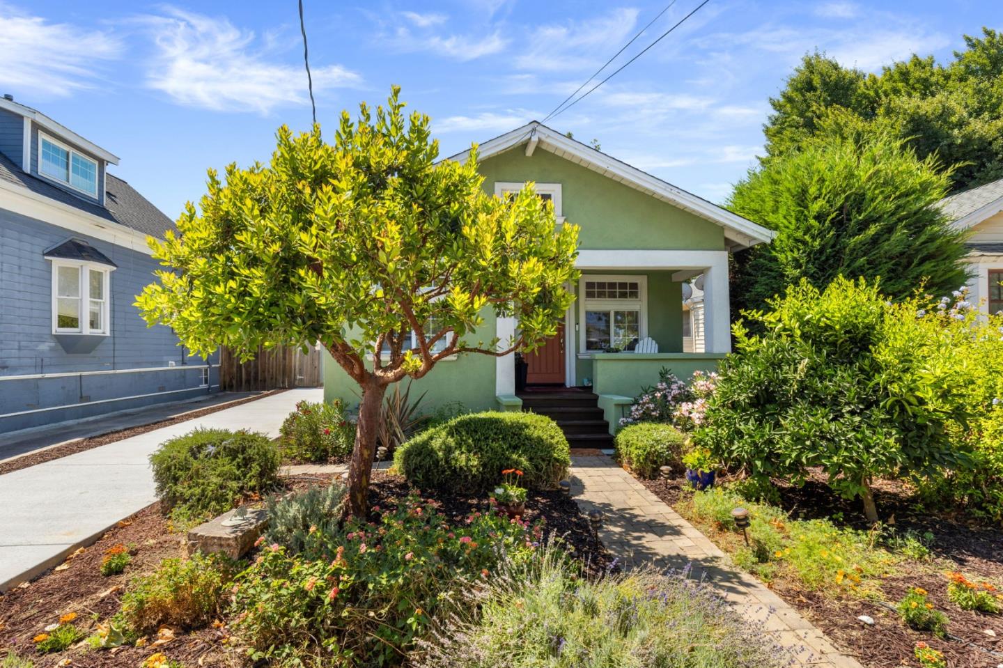 Neighborhood-3