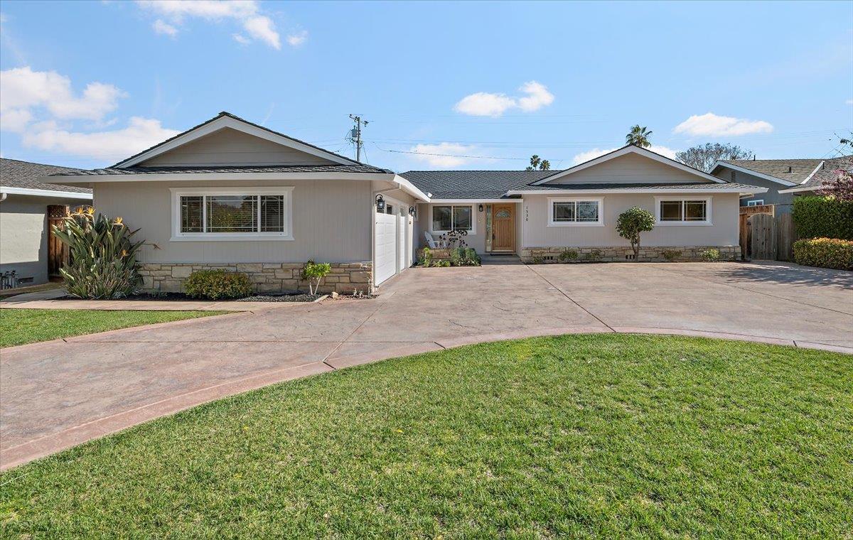 Neighborhood Neighborhood-114